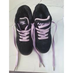 Heelys girls roller shoes size 1