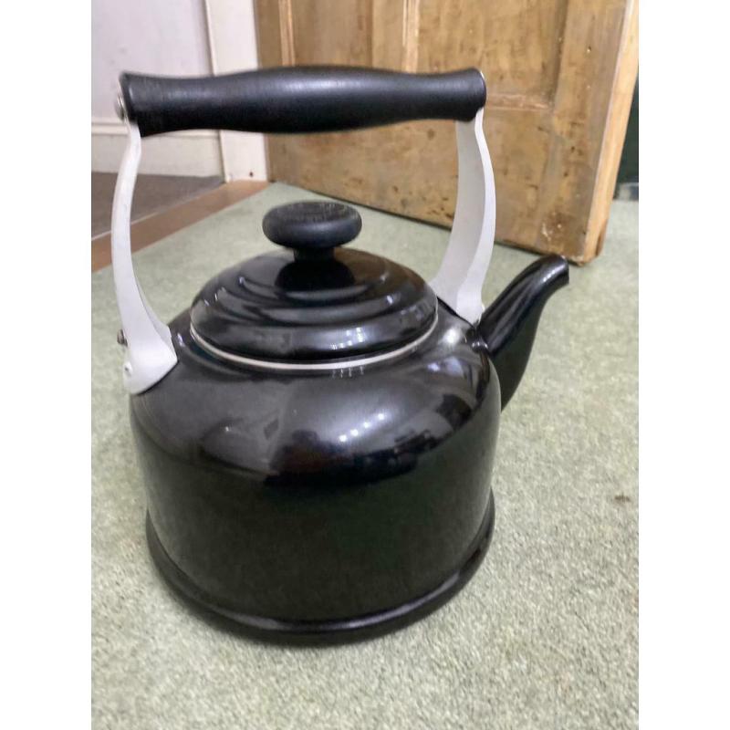 Le Creuset Stove Top Kettle