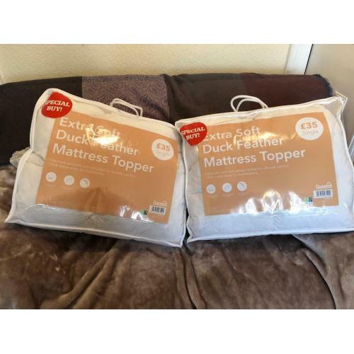 Duck Feather Mattress Topper single bed