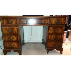 Georgian desk. Leather top. Excellent condition.