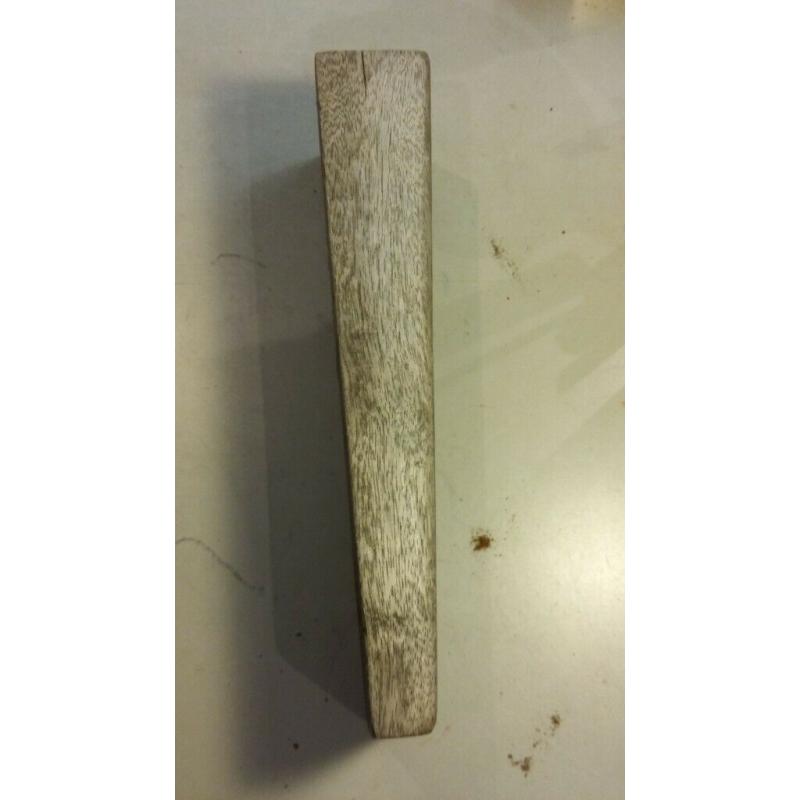 Mast Hound Wedge