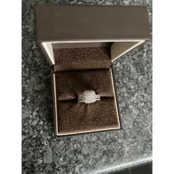 For Sale: 18ct White Gold 1ct Diamond Cushion Halo Bridal Set