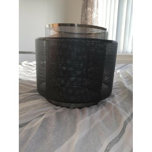 Metal lamp shade