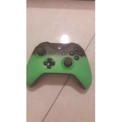 XBox Xbox S Full bundle inc console games h-phones 2x Controllers Ideal for Christmas Only ?200