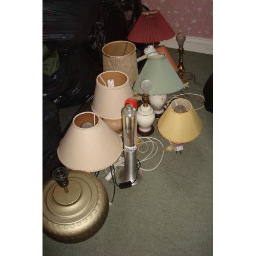 BEDSIDE LIGHTS AND CEILING LIGHTS ALL AS NEW