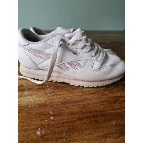 Reebok junior trainers size 13