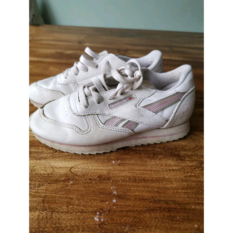 Reebok junior trainers size 13