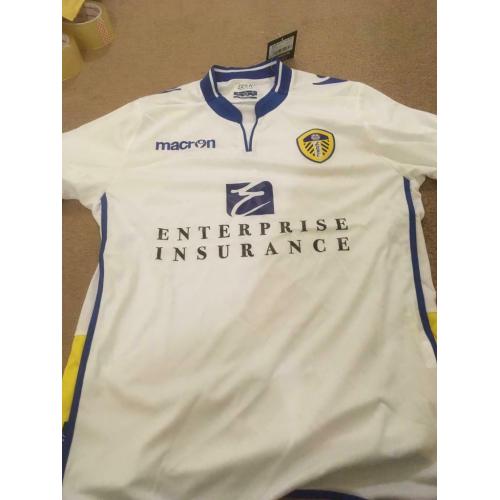 LAST CHANCE! - Leeds United 12/13 NEW home kit