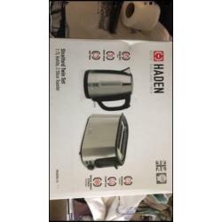 Haden twin set