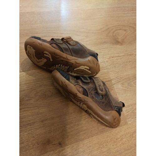Clarks infant size 9