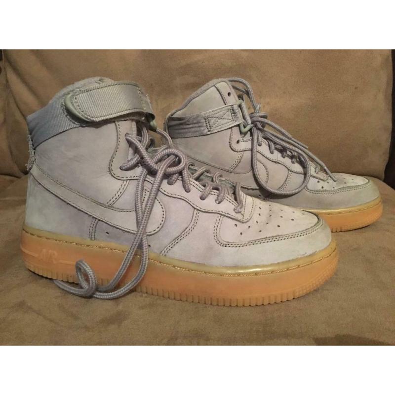 NIKE AIR FORCE 1 HIGH TOP TRAINERS UK4 Grey.