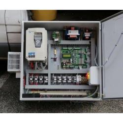 Magnetek HPV 600 Elevator Drive and circuit board
