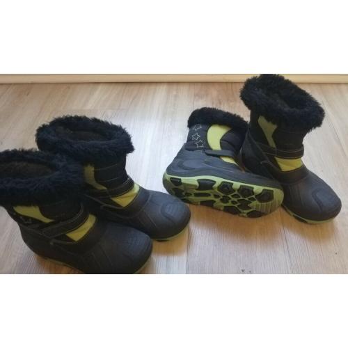 Kids boots